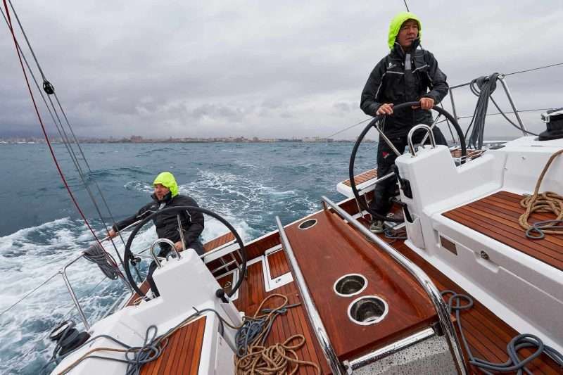 Wide beam and aft helm position
